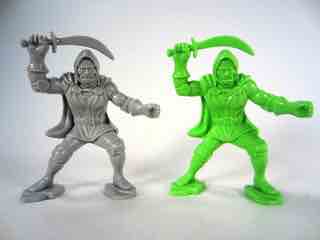 Tim Mee Toys Green and Grey Legendary Battle Figure Set