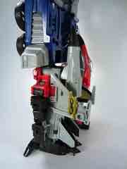 Hasbro Transformers Generations Combiner Wars Skydive Action Figure