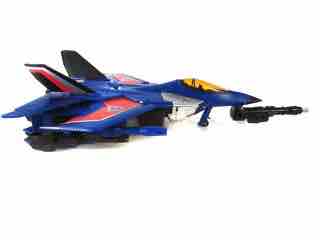 Hasbro Transformers Generations Combiner Wars Thundercracker Action Figure