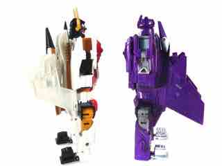 Hasbro Transformers Generations Combiner Wars Cyclonus Action Figure