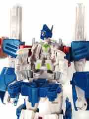 Hasbro Transformers Generations Combiner Wars Ultra Magnus Action Figure