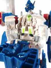 Hasbro Transformers Generations Combiner Wars Ultra Magnus Action Figure