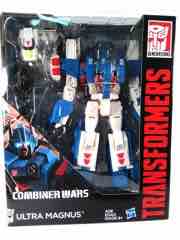 Hasbro Transformers Generations Combiner Wars Ultra Magnus Action Figure