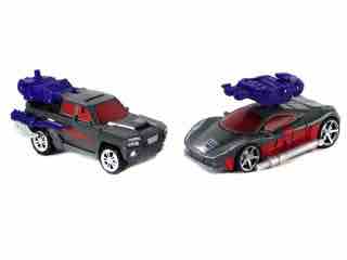 Hasbro Transformers Generations Combiner Wars Brake-Neck Action Figure