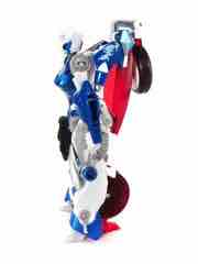 Hasbro Transformers Generations Combiner Wars Arcee, Chromia, and Windblade Action Figure Set