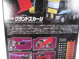 Takara-Tomy Transformers Unite Warriors Grand Scourge Action Figure