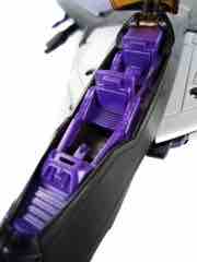 Hasbro Transformers Generations Combiner Wars Skywarp Action Figure