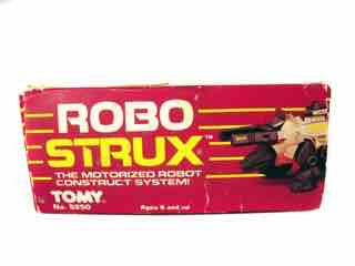 Tomy Robostrux Batlar Figure Kit