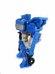 Hasbro Transformers Generations Combiner Wars Autobot Pipes Action Figure