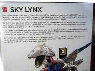 Hasbro Transformers Generations Combiner Wars Sky Lynx Action Figure