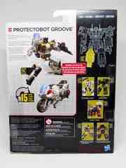 Hasbro Transformers Generations Combiner Wars Protectobot Groove Action Figure