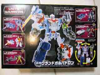 Takara-Tomy Transformers Unite Warriors Grand Galvatron Action Figure Set