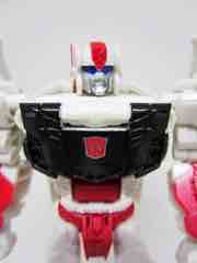 Hasbro Transformers Generations Combiner Wars Protectobot Streetwise
