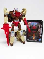 Hasbro Transformers Generations Titans Return Chromedome