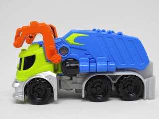 Playskool Transformers Rescue Bots Salvage Action Figure