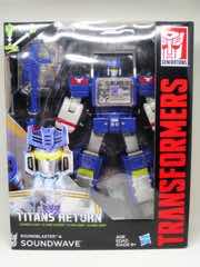 Hasbro Transformers Generations Titans Return Soundwave Action Figure