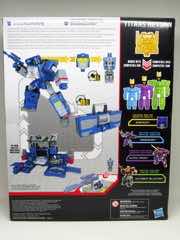 Hasbro Transformers Generations Titans Return Soundwave Action Figure