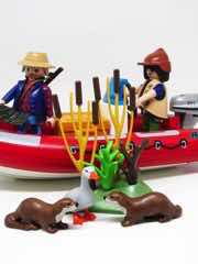 Playmobil Wild Life 5559 Inflatable Boat with Explorers Figure Set