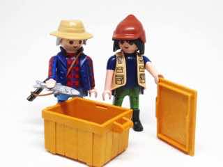 Playmobil Wild Life 5559 Inflatable Boat with Explorers Figure Set