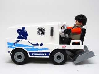 Playmobil NHL 5069 Zamboni Figure and Vehicle