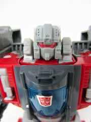 Hasbro Transformers Generations Titans Return Broadside Action Figure