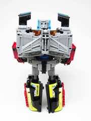 Hasbro Transformers Generations Titans Return Chaos on Velocitron Action Figure Set