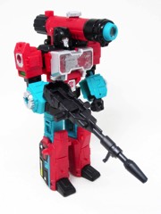 Hasbro Transformers Generations Titans Return Perceptor Action Figure