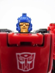 Hasbro Transformers Generations Titans Return Roadburn Action Figure