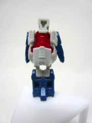 Hasbro Transformers Generations Titans Return Wolfwire Action Figure