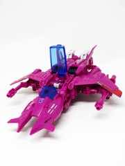 Hasbro Transformers Generations Titans Return Misfire Action Figure