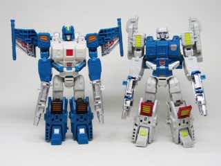 Hasbro Transformers Generations Titans Return Twin Twist Action Figure