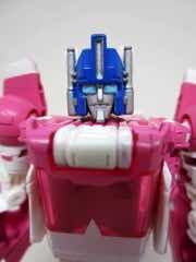 Hasbro Transformers Generations Titans Return Arcee Action Figure