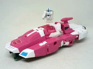 Hasbro Transformers Generations Titans Return Arcee Action Figure