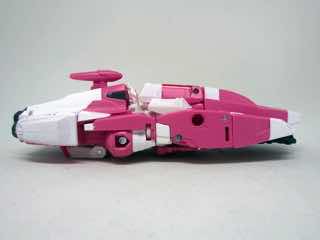 Hasbro Transformers Generations Titans Return Arcee Action Figure