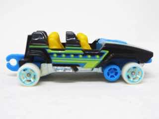 Mattel Hot Wheels Glow Wheels Loopster Die-Cast Metal Vehicle