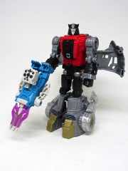 Transformers Generations Power of the Primes Alchemist Prime with Submarauder Decoy Armor Action Figure