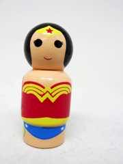 Bif Bang Pow! DC Comics Pin Mate Wonder Woman Wooden Figure