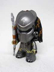 Titan Merchandise Alien vs. Predator The Whoever Wins Collection Scar Vinyl Figure