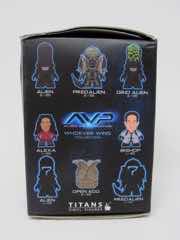 Titan Merchandise Alien vs. Predator The Whoever Wins Collection Scar Vinyl Figure