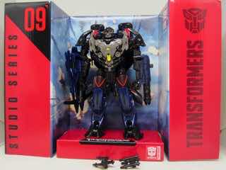 Hasbro Transformers Studio Series Thundercracker Action Figure