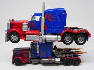 Hasbro Transformers Studio Series Optimus Prime Action Figure