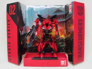 Hasbro Transformers Studio Series Stinger Action Figure