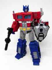 Transformers Generations War for Cybertron Siege Optimus Prime Action Figure