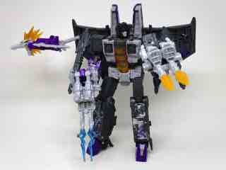 Transformers Generations War for Cybertron Siege Phantomstrike Squadron Skywarp, Shrute, Fracas, and Terror-Daxtyl Action Figures