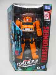 Transformers Generations War for Cybertron Earthrise Voyager Autobot Grapple Action Figure