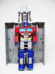 Transformers Generations War for Cybertron Earthrise Leader Optimus Prime Action Figure