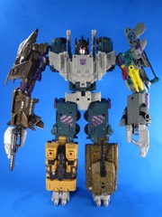 Transformers Combiner Wars Bruticus