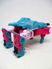 Takara-Tomy Transformers Generations Selects Voyager Turtler (Snaptrap) Action Figure