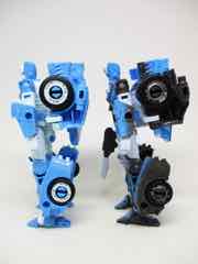 Transformers Generations War for Cybertron Trilogy Autobot Chromia Action Figure