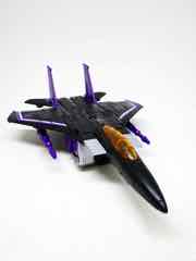 Transformers Generations War for Cybertron Earthrise Voyager Skywarp & Thundercracker Action Figure